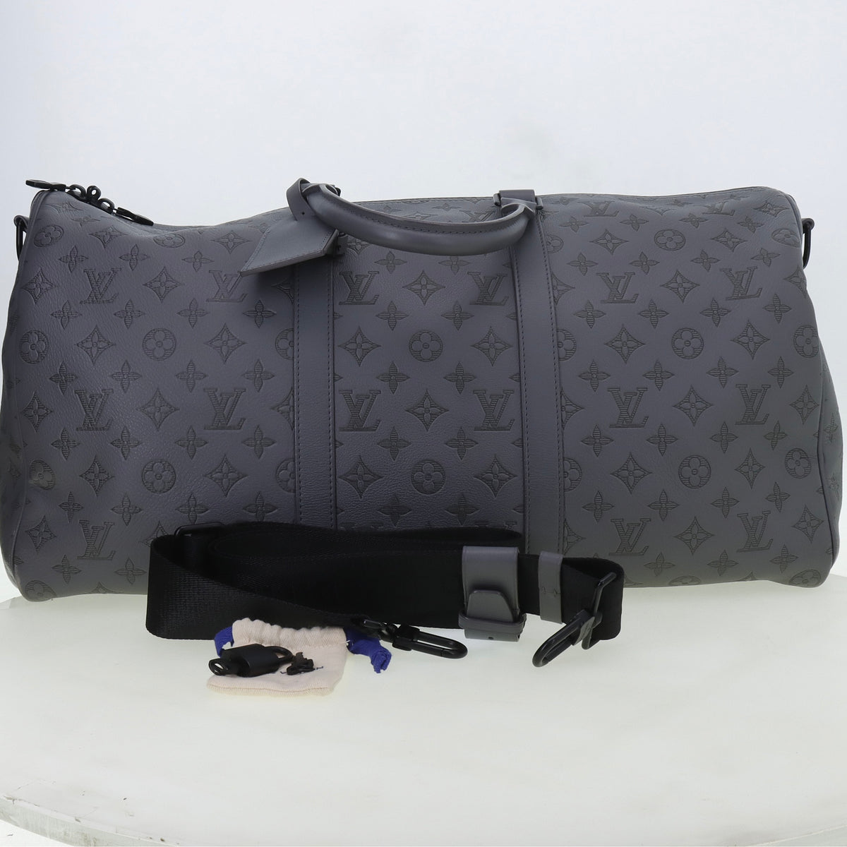 Louis Vuitton Bandoulière duffel bag