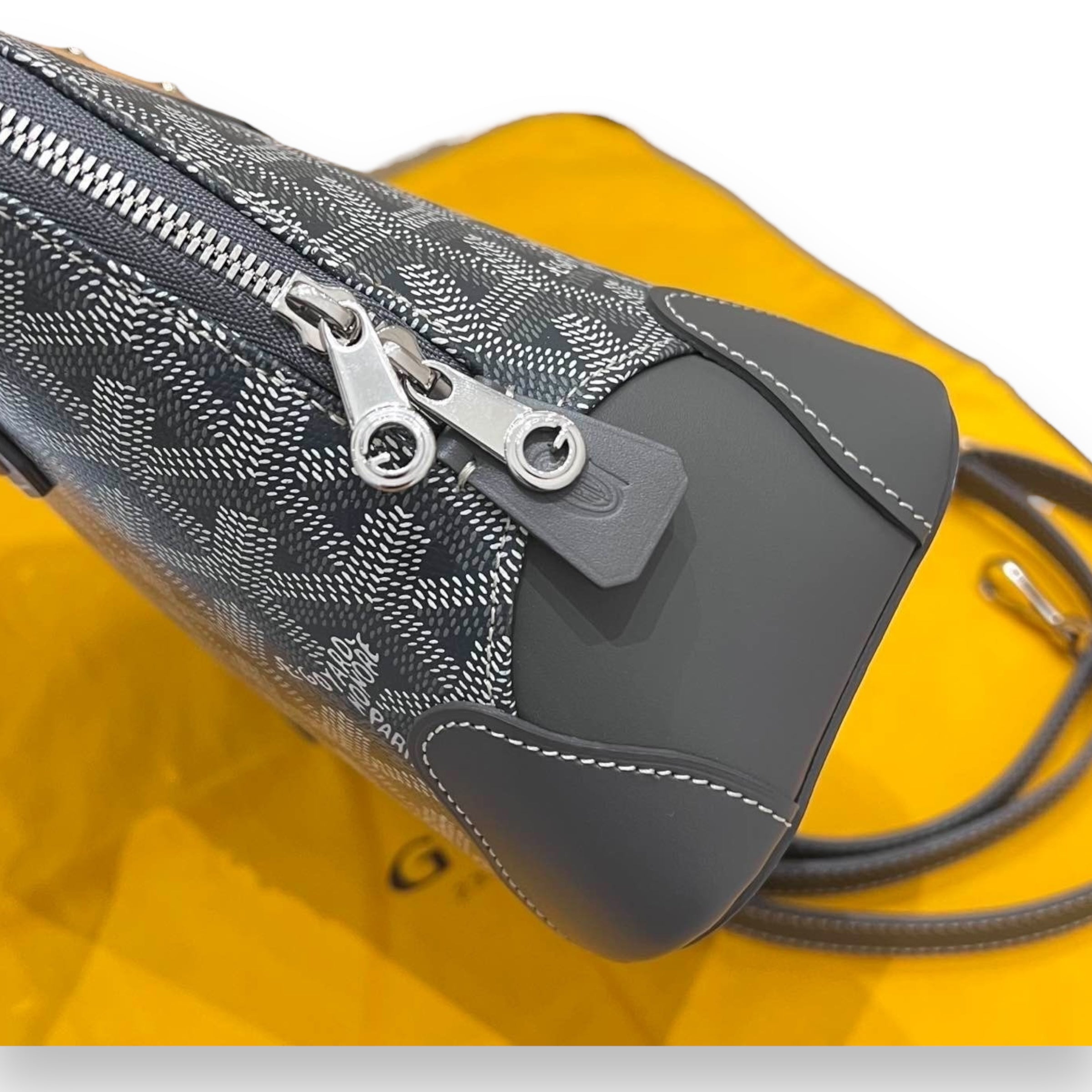 Goyard Grey PM Vendome Purse