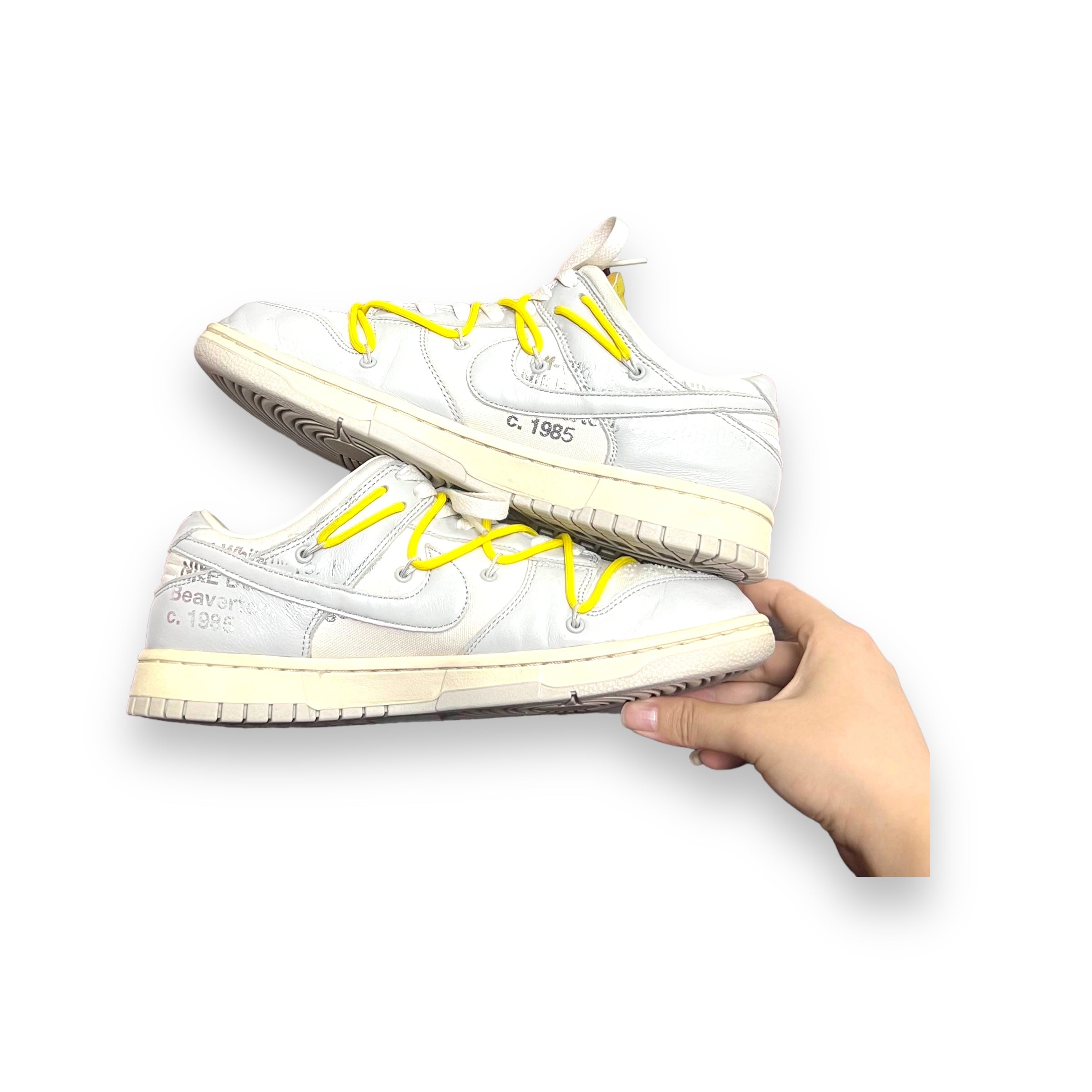 OFF WHITE DUNK LOT 29