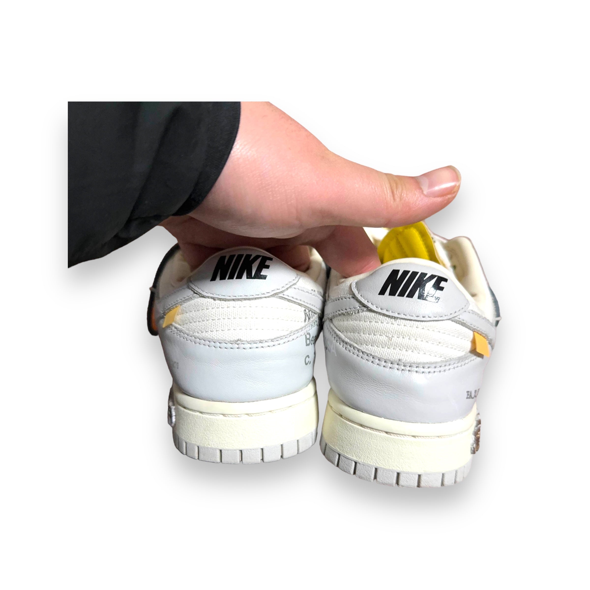 OFF WHITE DUNK LOT 41