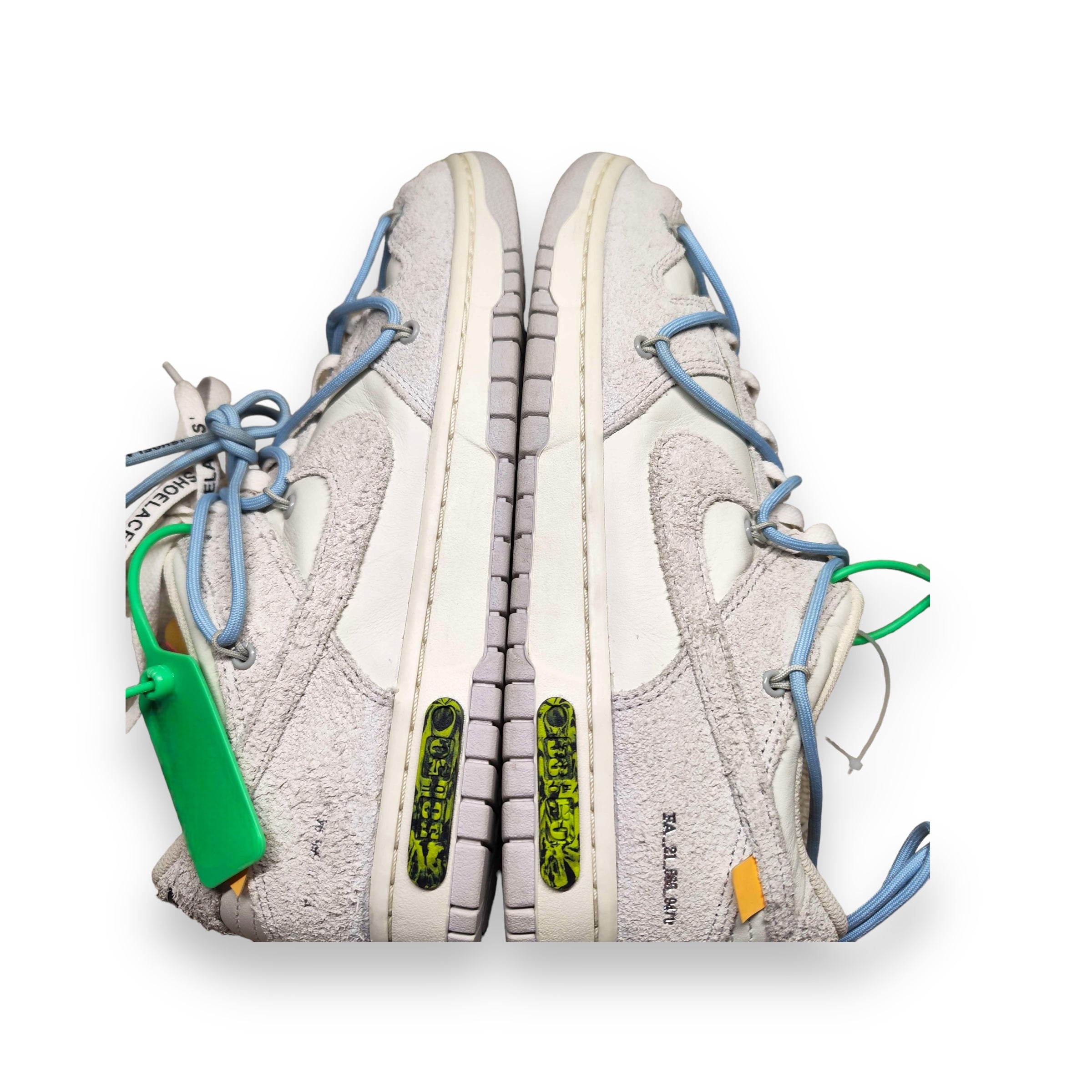 OFF WHITE DUNK LOT 38