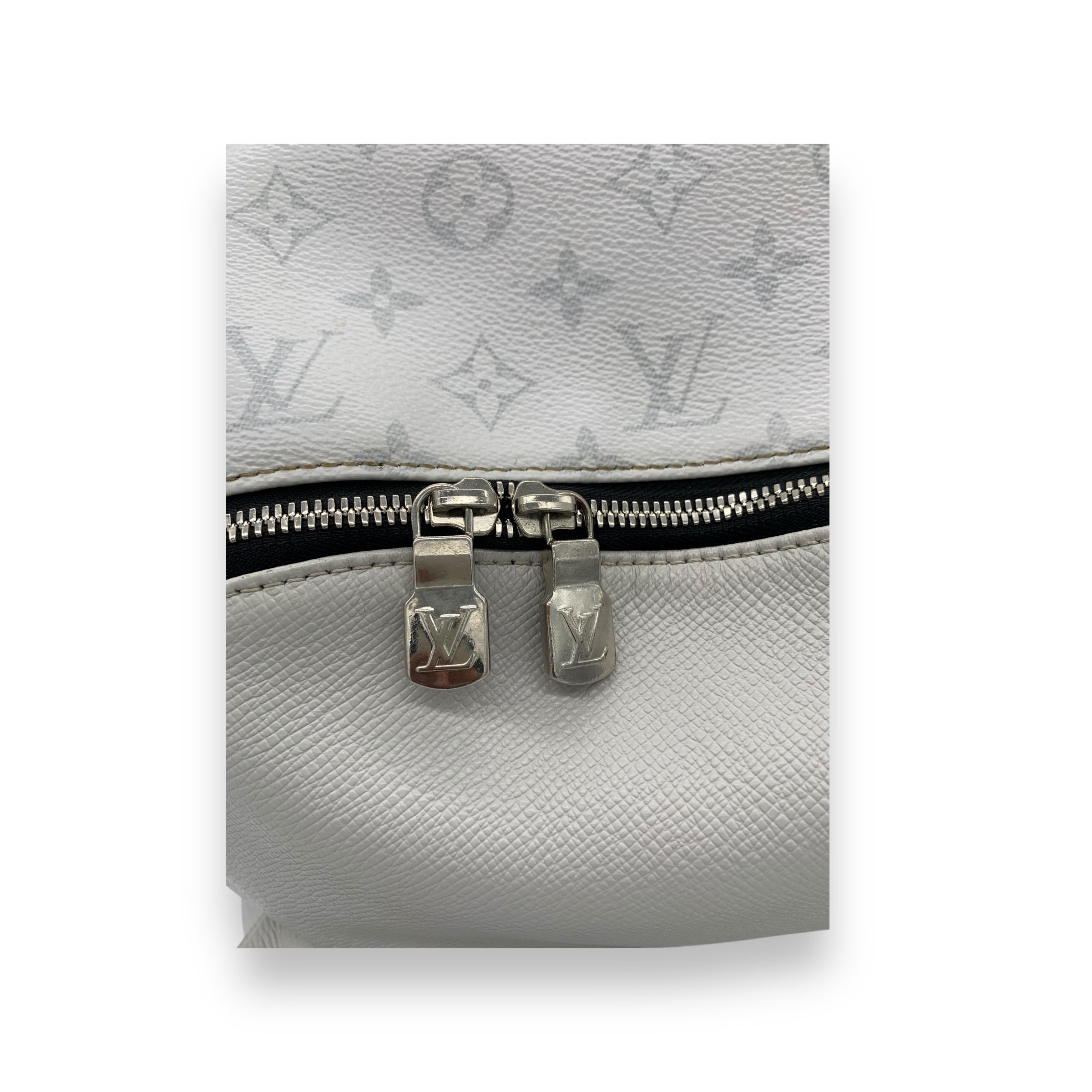 Louis Vuitton Taiga Monogram Discovery PM Backpack