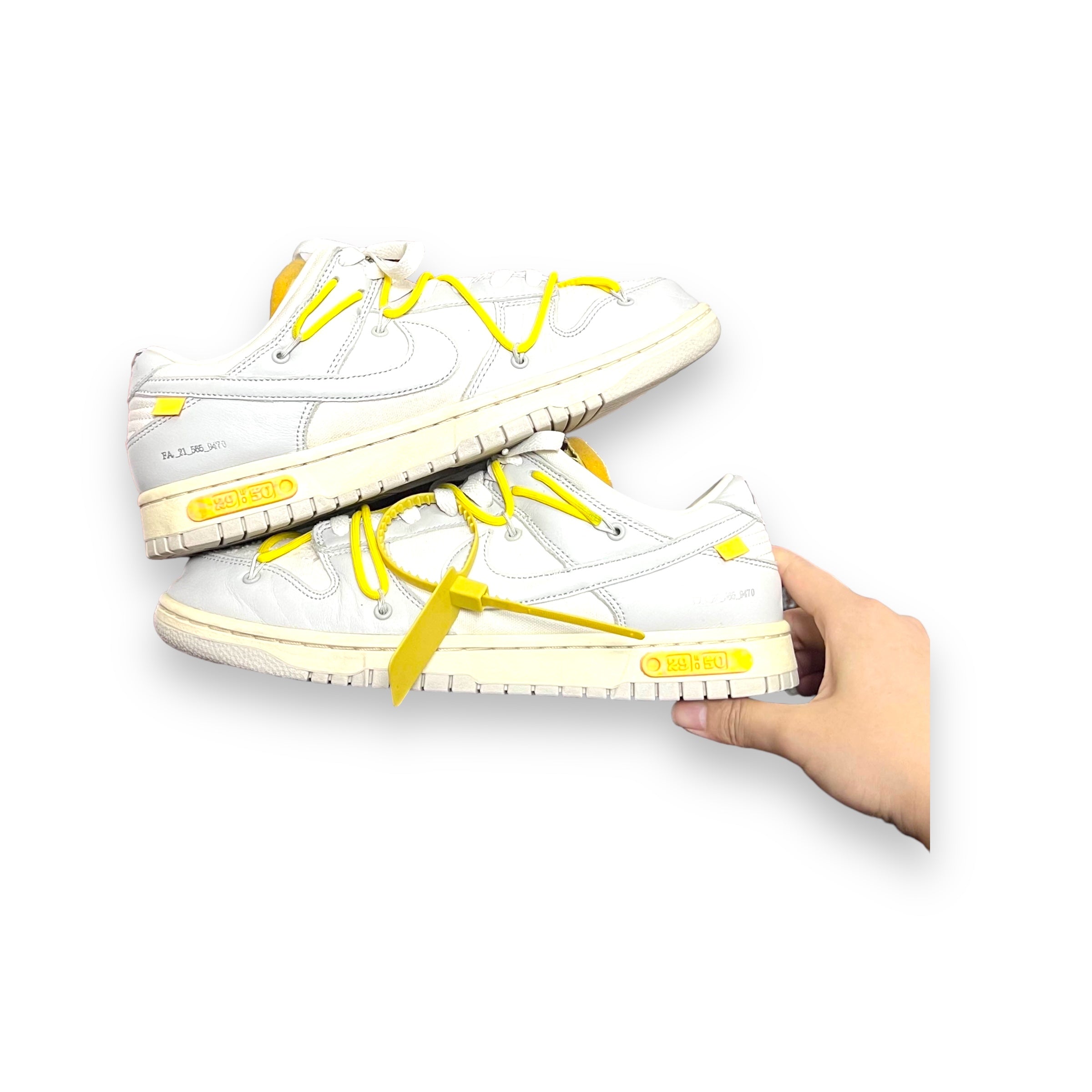 OFF WHITE DUNK LOT 29