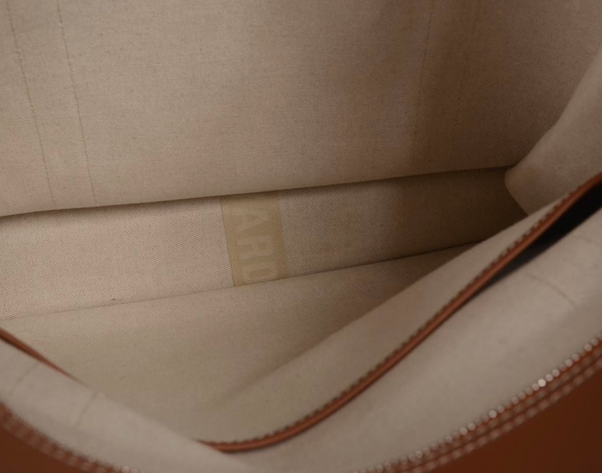 Goyard brown Bourgogne bag