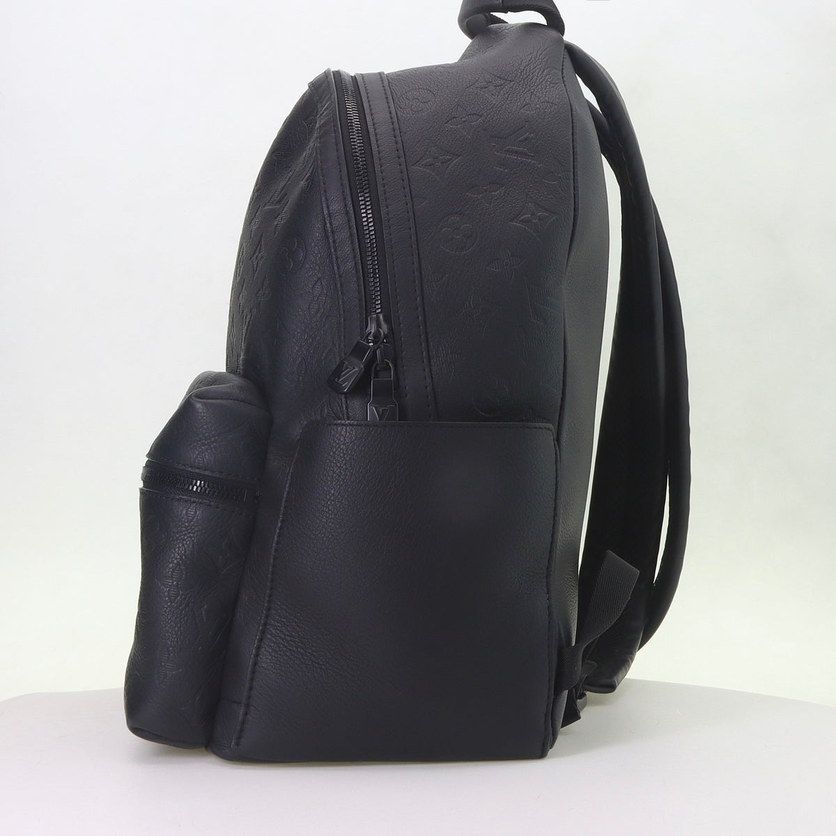 Louis Vuitton Discovery Bag