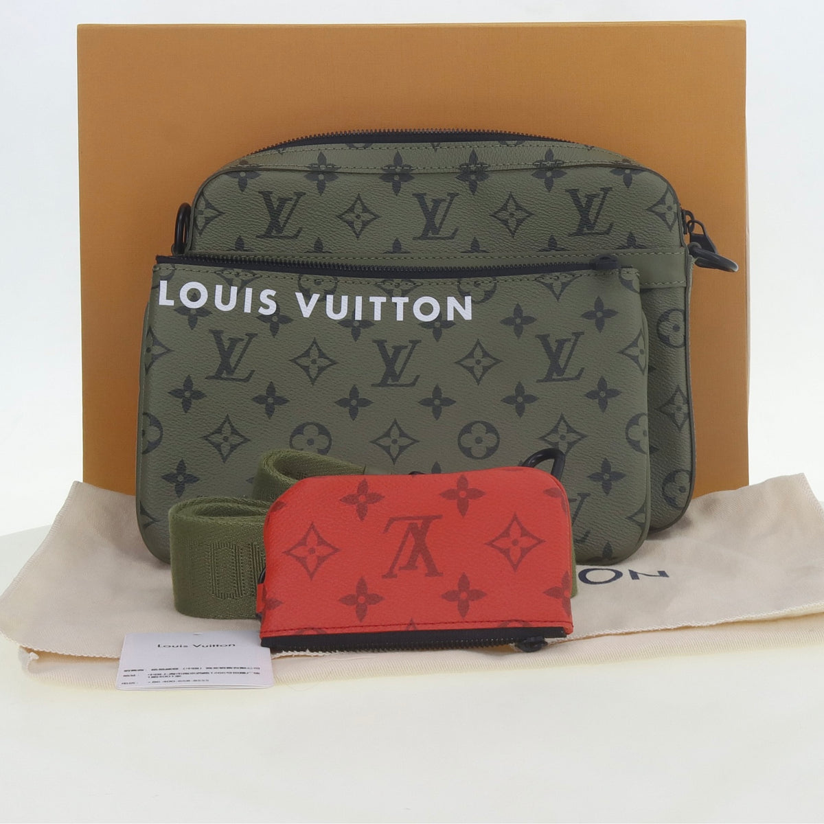 Louis Vuitton Trio Messenger