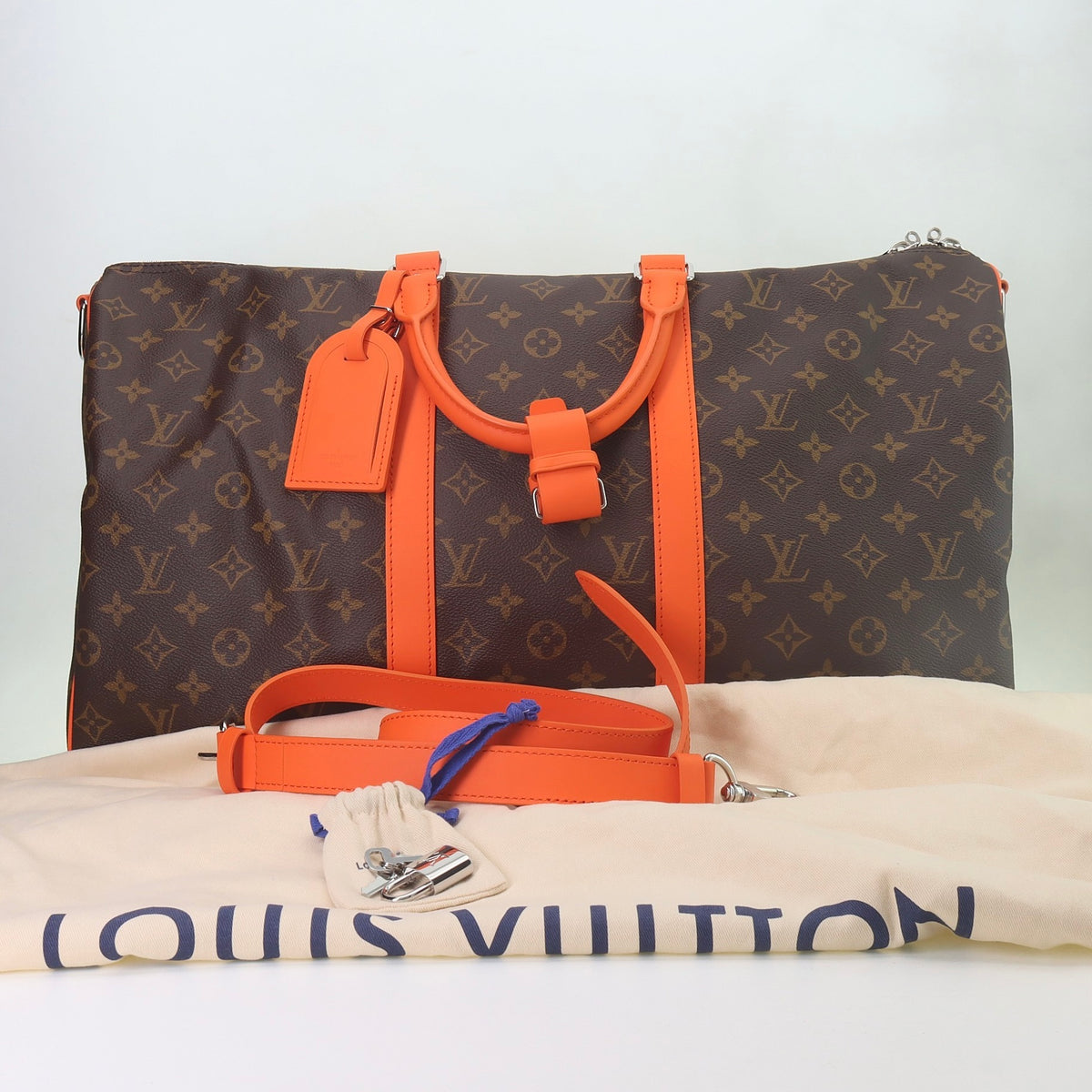 Louis Vuitton Bandoulière Orange duffle bag