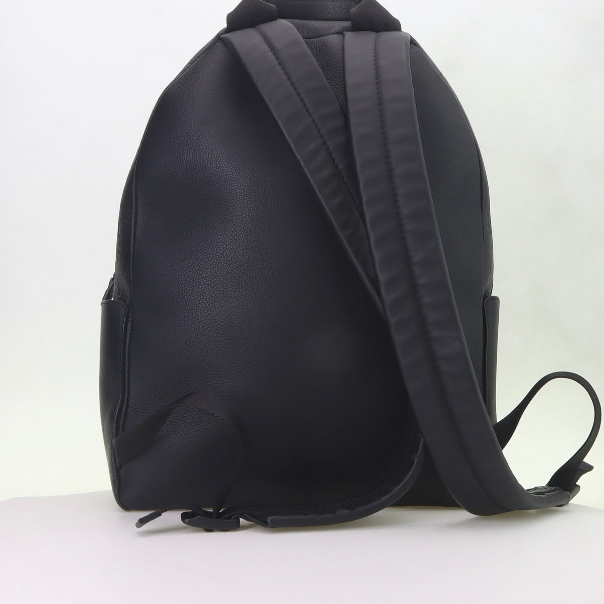 Louis Vuitton Discovery Bag
