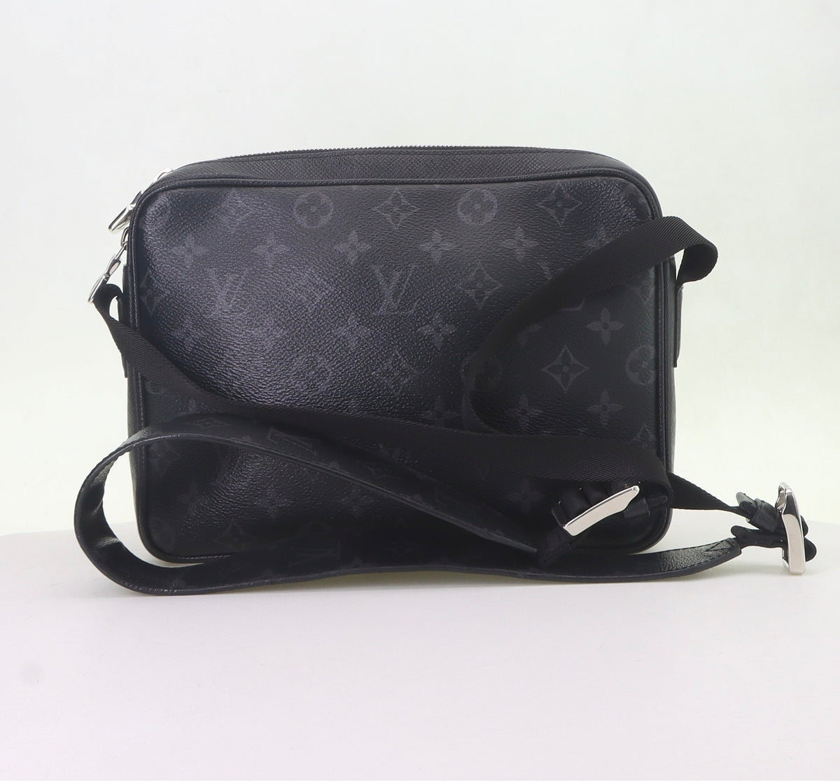 Louis Vuitton Outdoor Messenger Bag