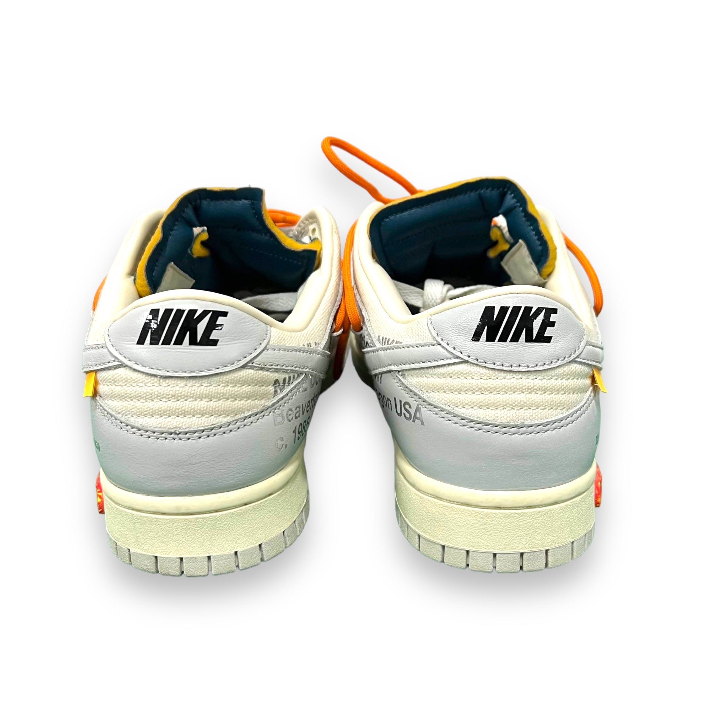 OFF WHITE DUNK LOT 44