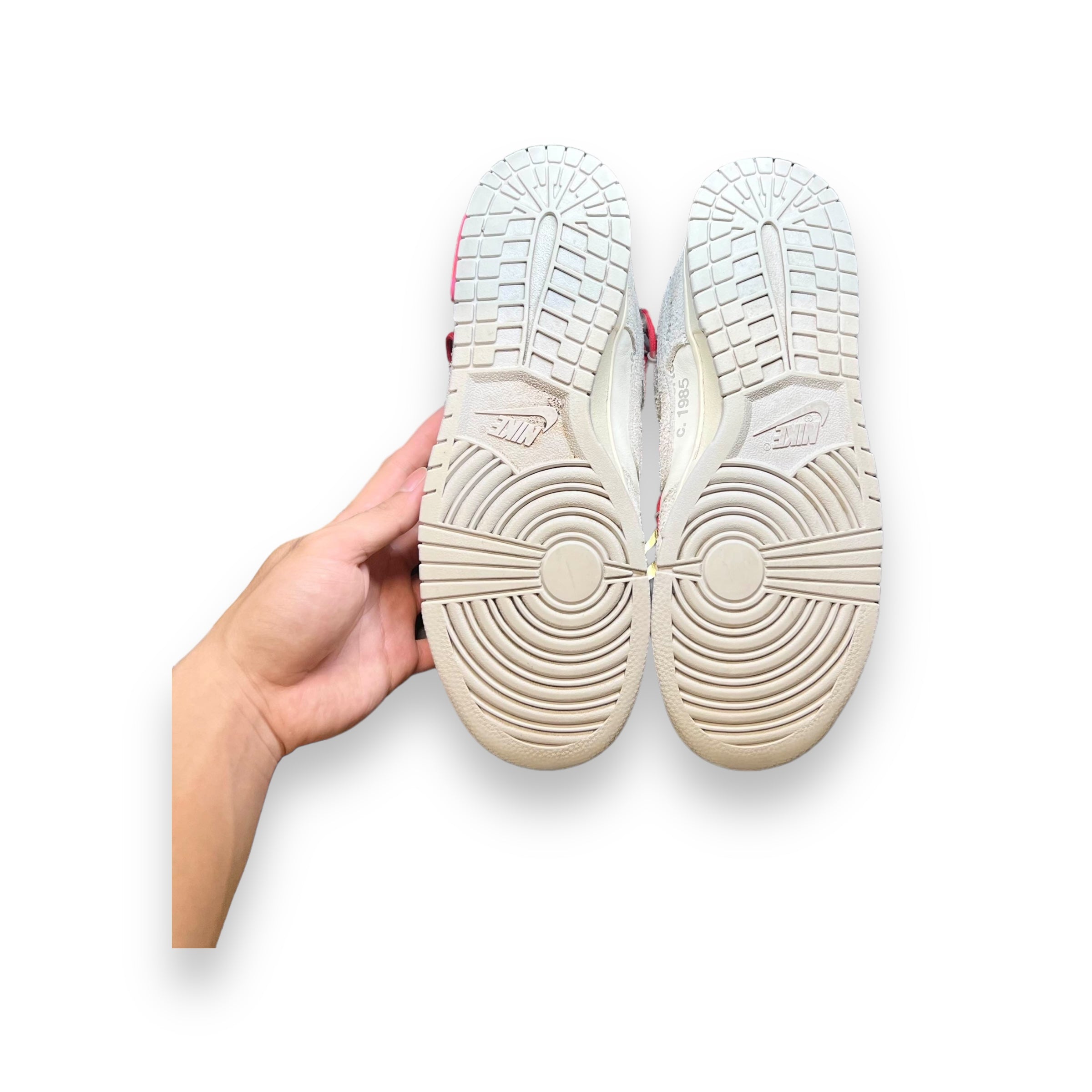 OFF WHITE DUNK LOT 40