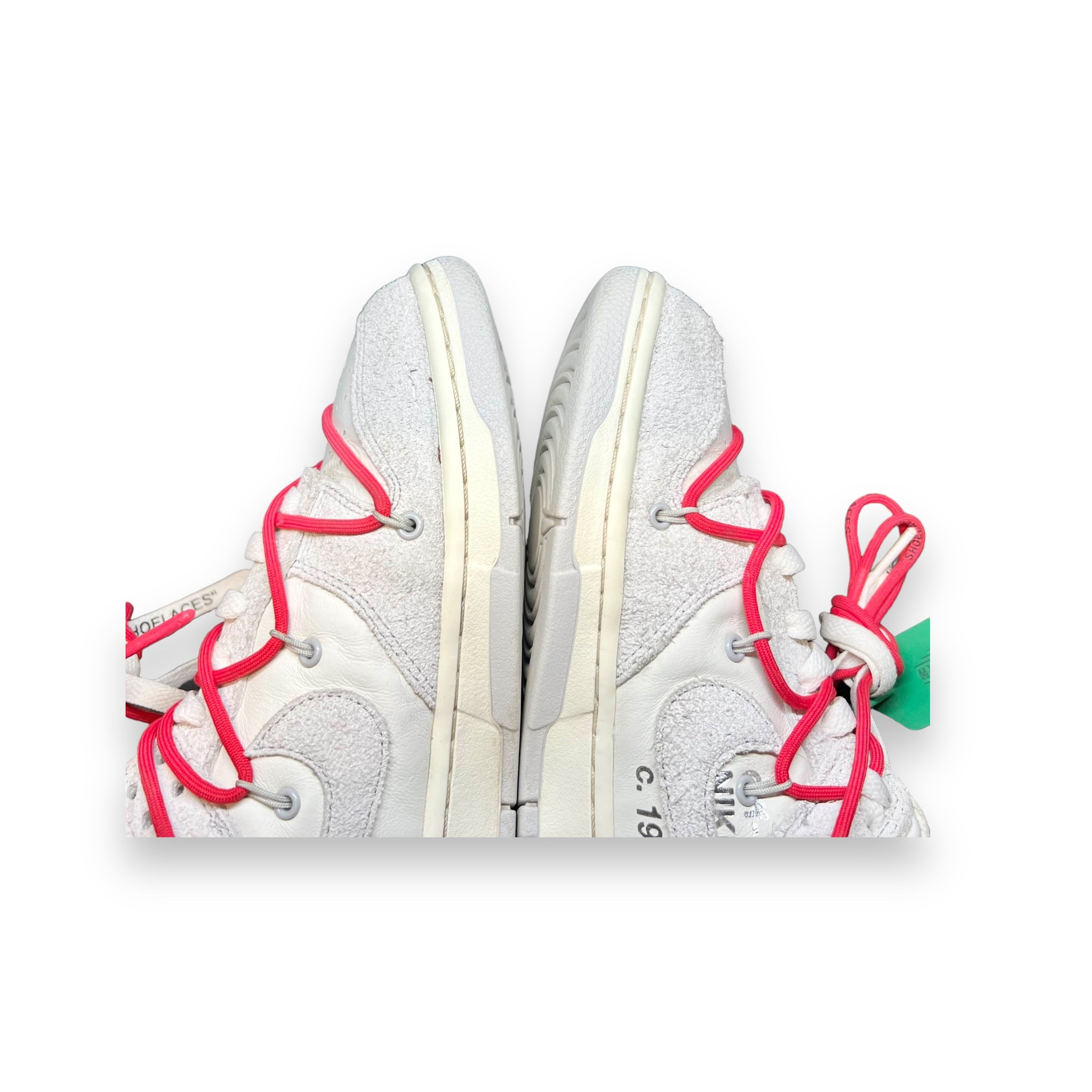 OFF WHITE DUNK LOT 40