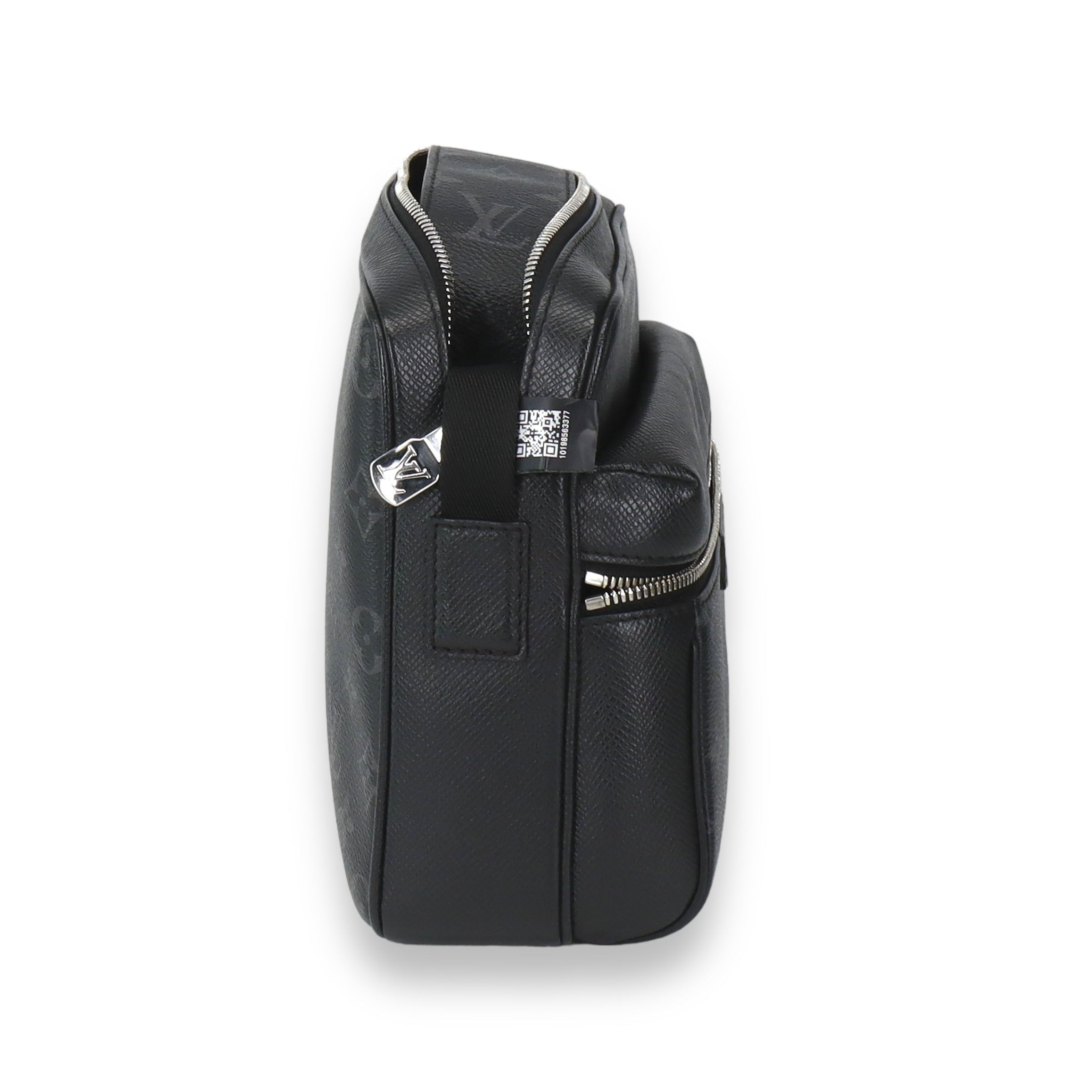 Louis Vuitton Outdoor Messenger Black