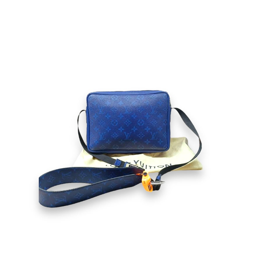 Louis Vuitton Outdoor Messenger Cobalt
