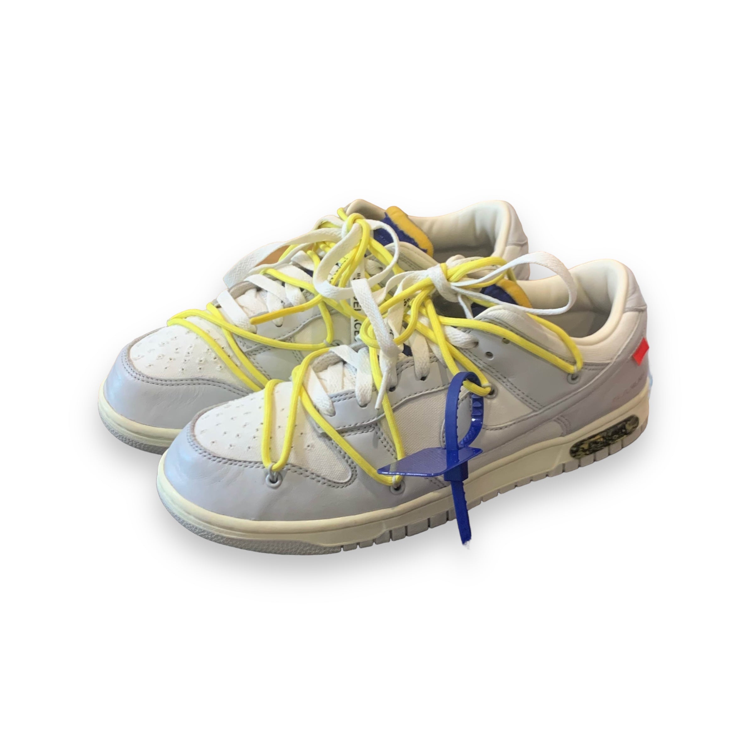 OFF WHITE DUNK LOT 27