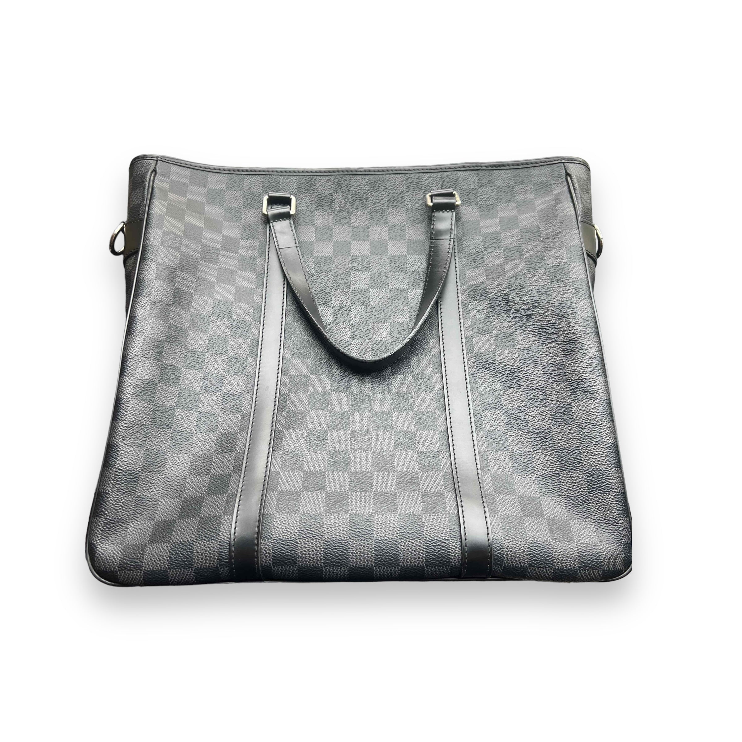 LOUIS VUITTON DAMIER GRAPHITE TADAO