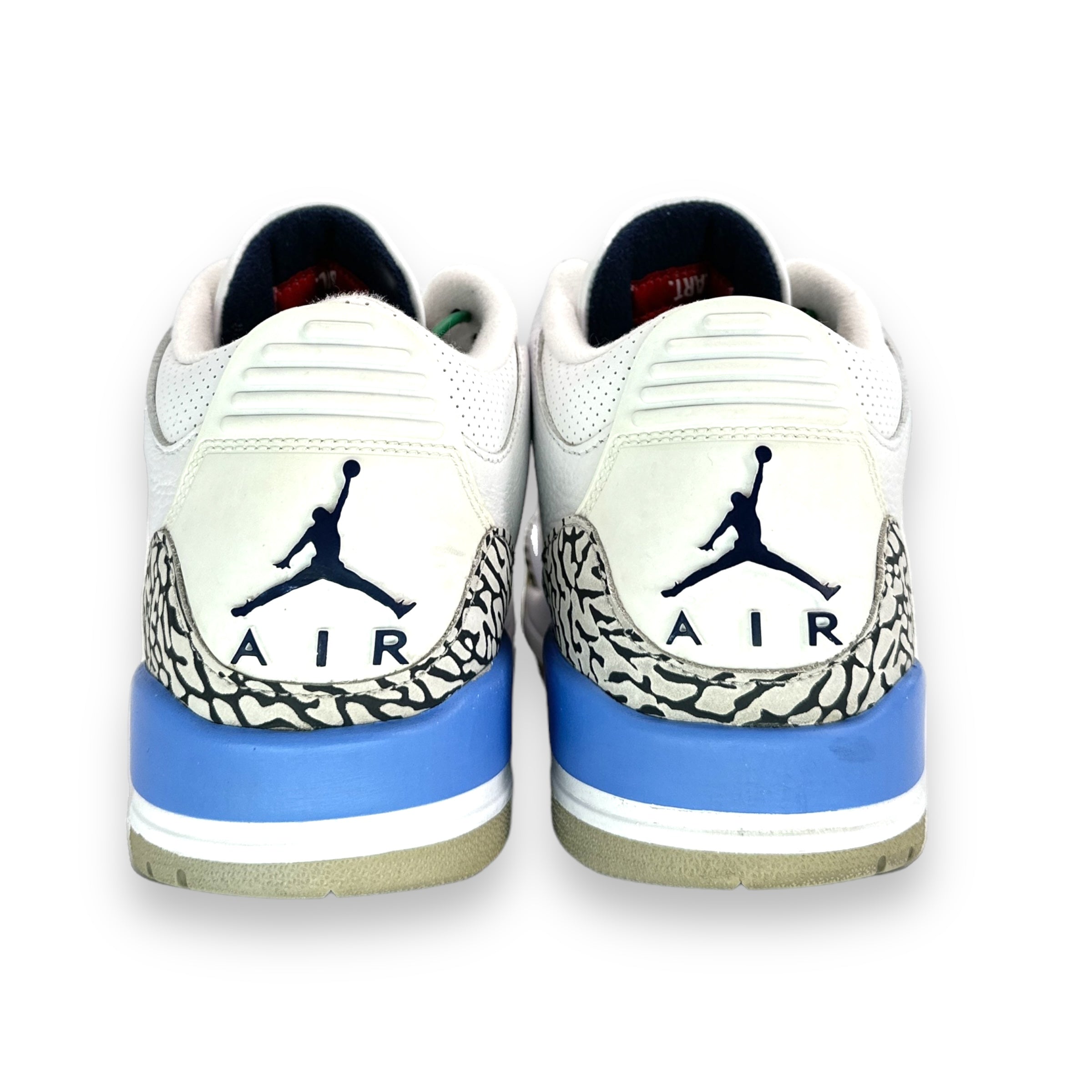 Jordan 3 UNC