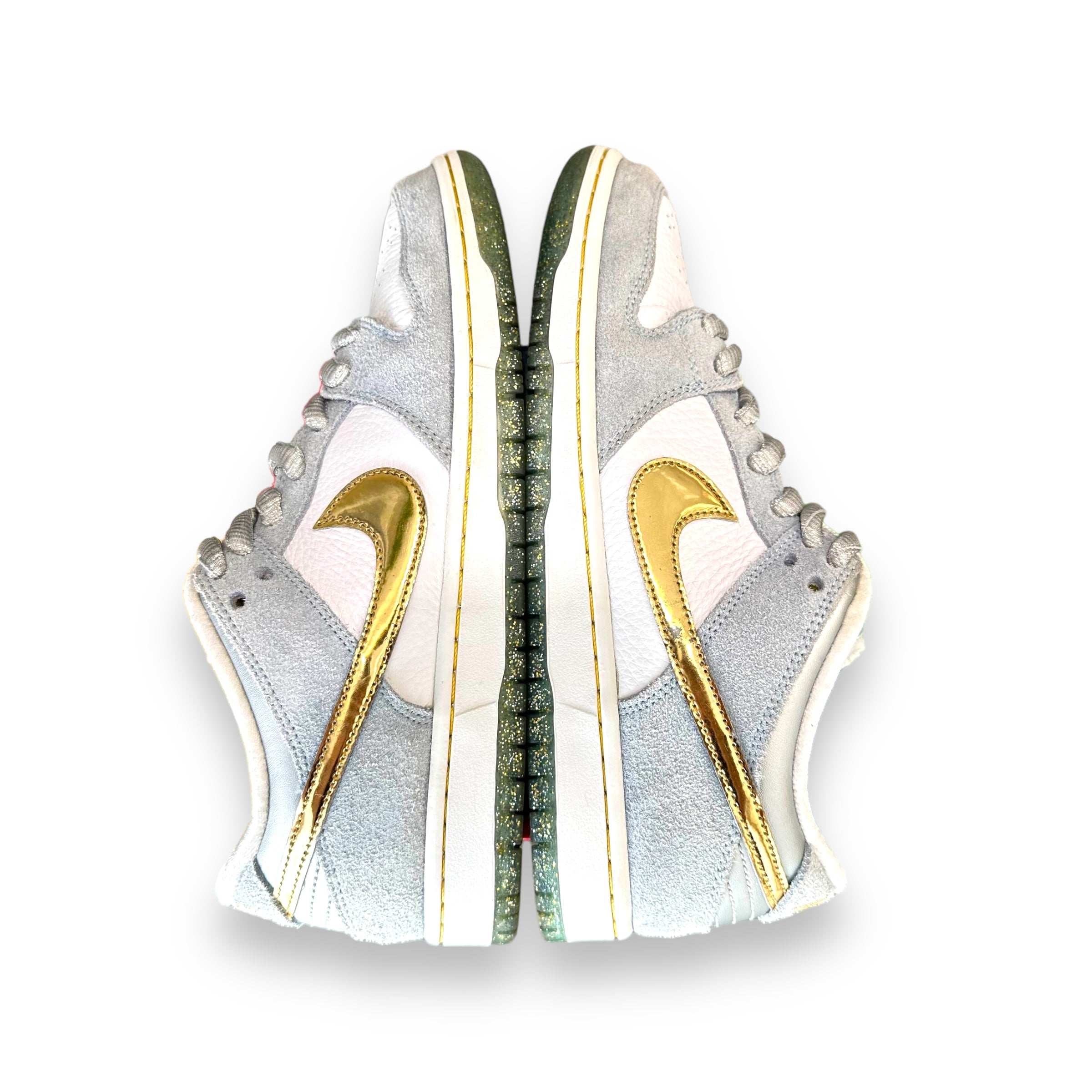 Sean Cliver x Nike SB Dunk Low Pro QS "Holiday Special"