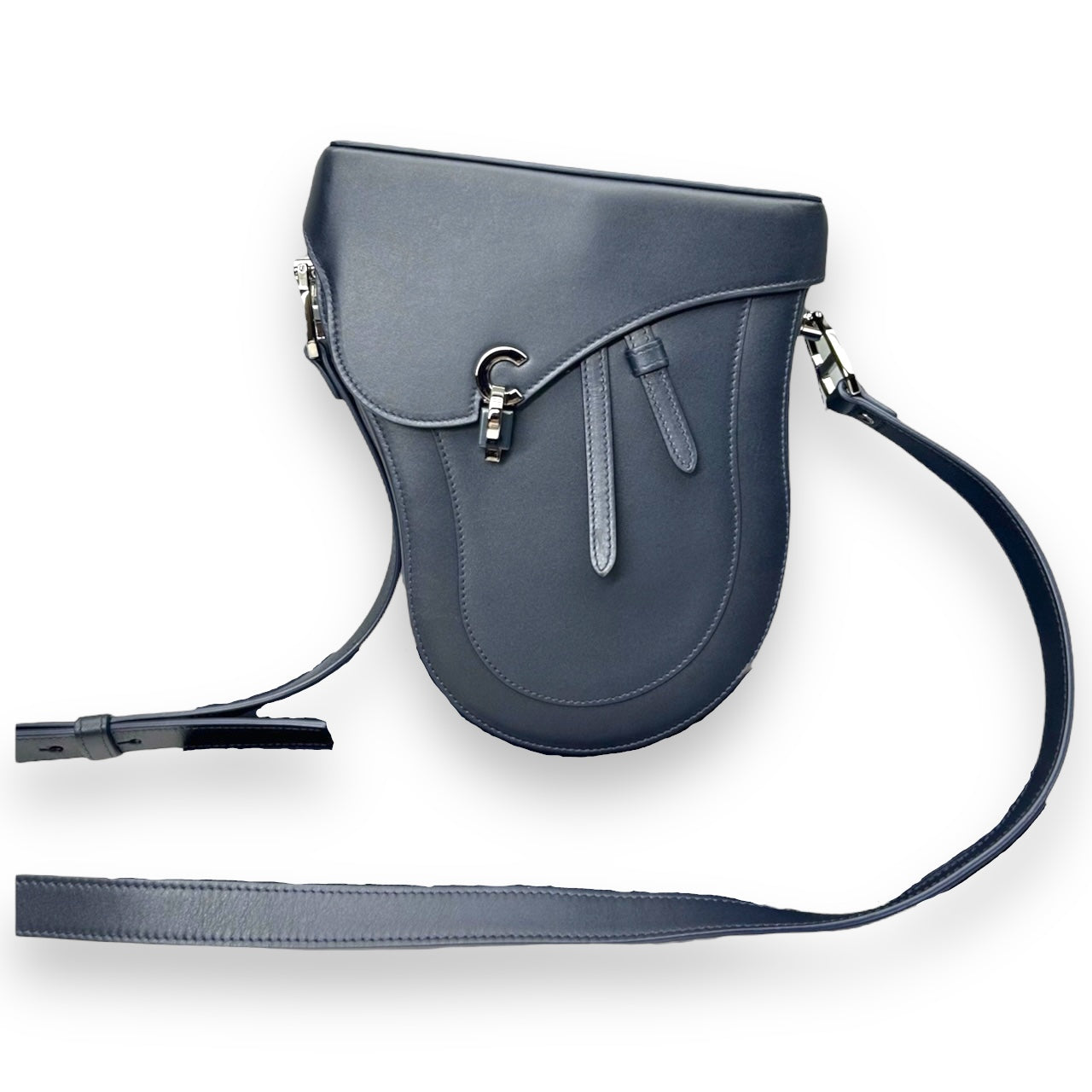 DIOR NAVY GRAINED CALFSKIN BOXY SADDLE