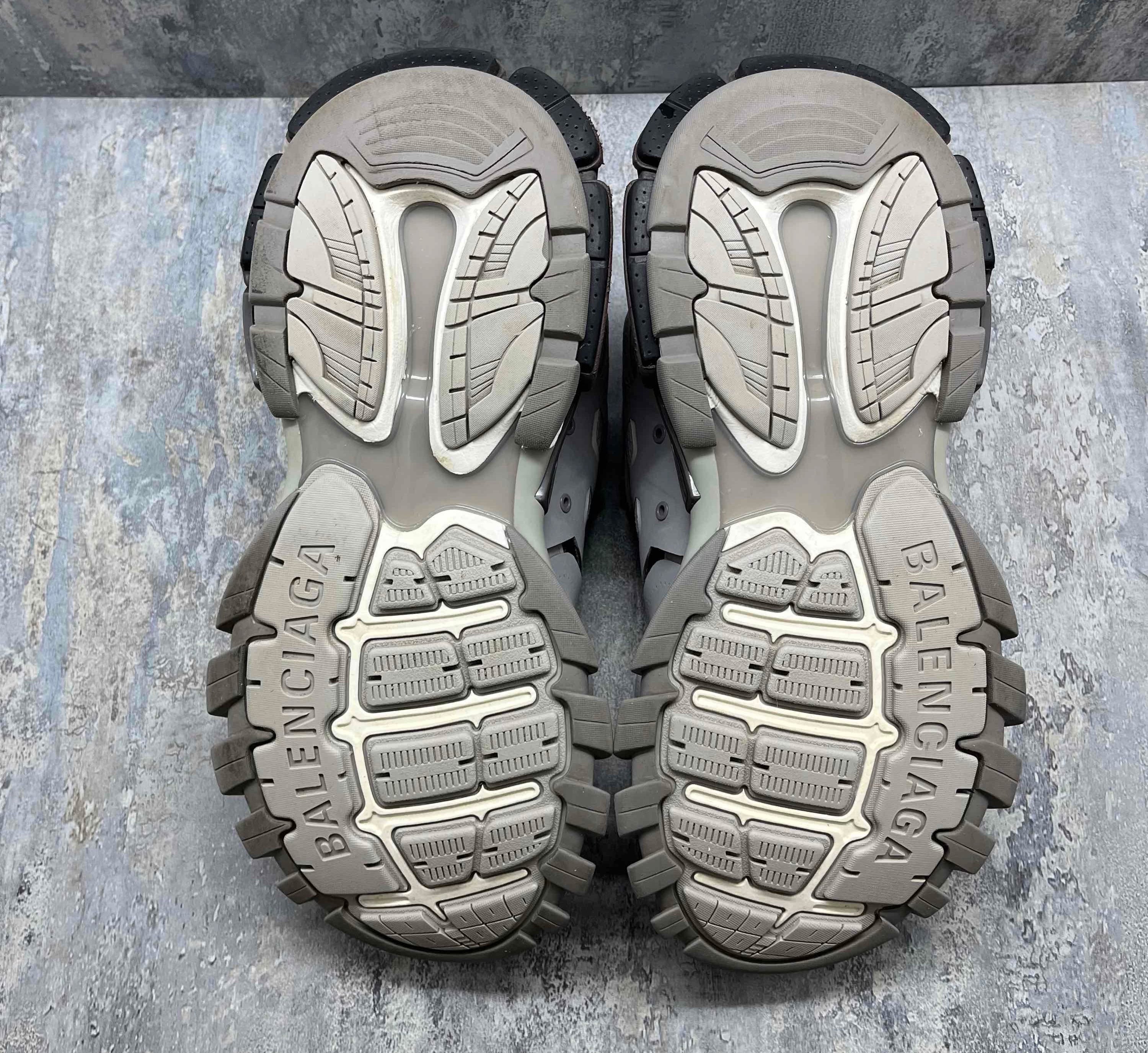 Balenciaga Track Runner Grey